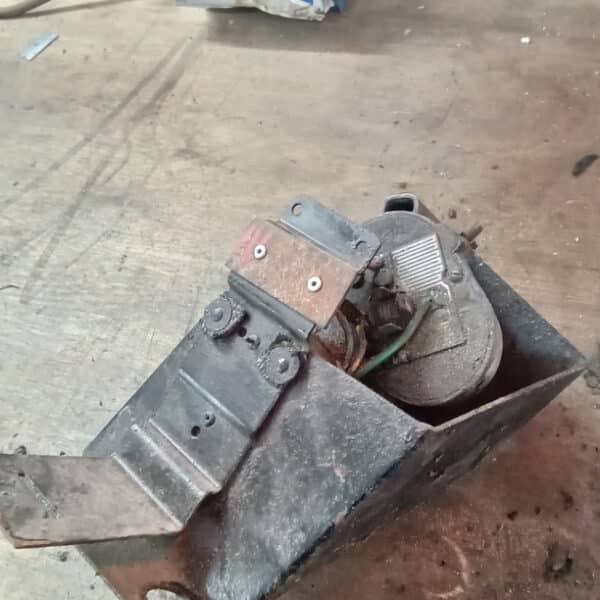 040326 1970 Aston Martin DBS Suspension Parts 50