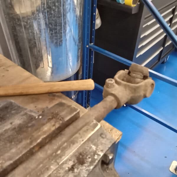 040326 1970 Aston Martin DBS Suspension Parts 67