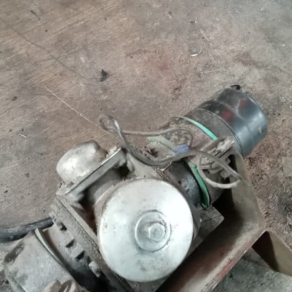 040326 1970 Aston Martin DBS Suspension Parts 76