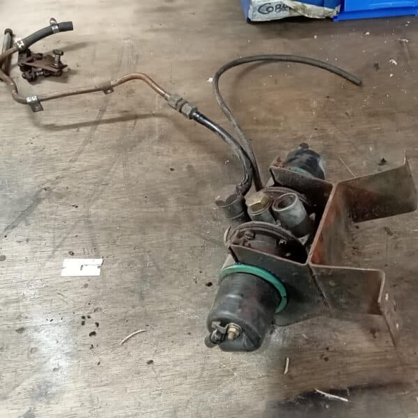 040326 1970 Aston Martin DBS Suspension Parts 79