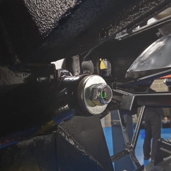 040326 1970 Aston Martin DBS Suspension Parts 8