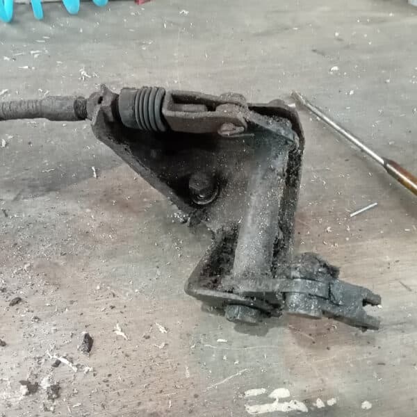 040326 1970 Aston Martin DBS Suspension Parts 86