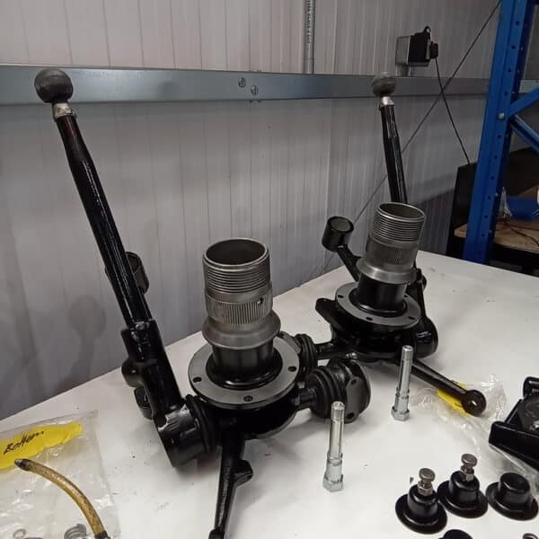 040326 1970 Aston Martin DBS Suspension Parts 94