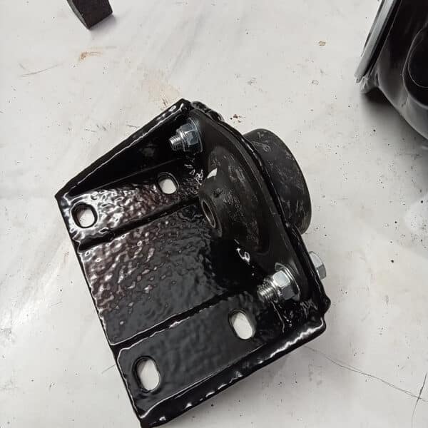 040326 1970 Aston Martin DBS Suspension Parts 95