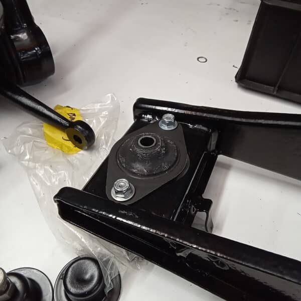 040326 1970 Aston Martin DBS Suspension Parts 97