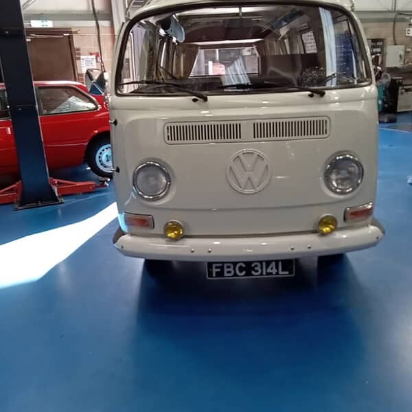 040326 1972 VW Type 2 PDI