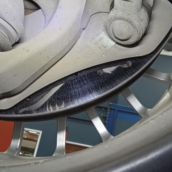 040326 2021 Aston Martin DBS Volante Inspection 4