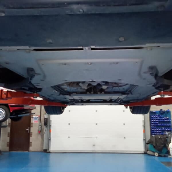 040326 2021 Aston Martin DBS Volante Inspection