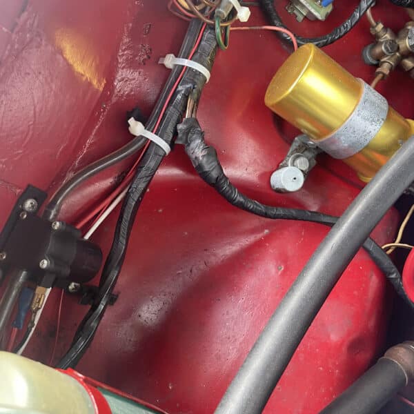 050326 1970 MGB GT Collection 8