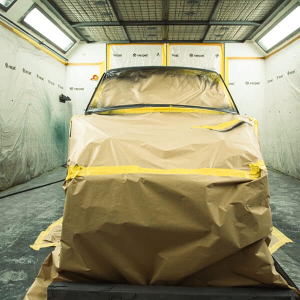 050326 1975 MGB GT V8 in Polyfan 10