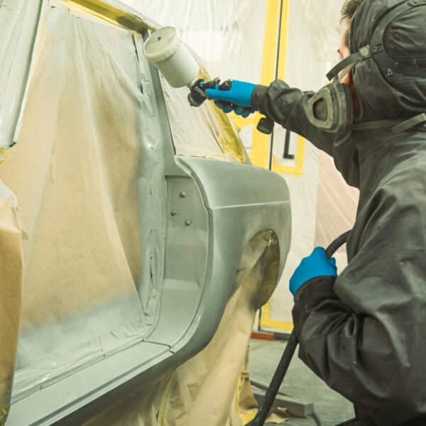 050326 1975 MGB GT V8 in Polyfan 33