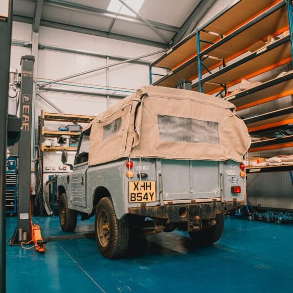 050326 1983 Land Rover Series 3 in Workshop 7