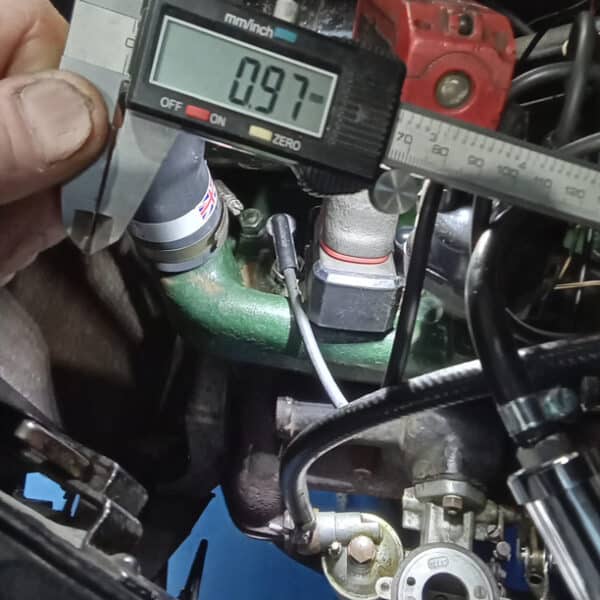 060326 1947 Morris 8 Repairs 7