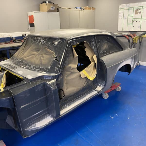 060326 1975 MGB GT V8 Panel Levelling 2