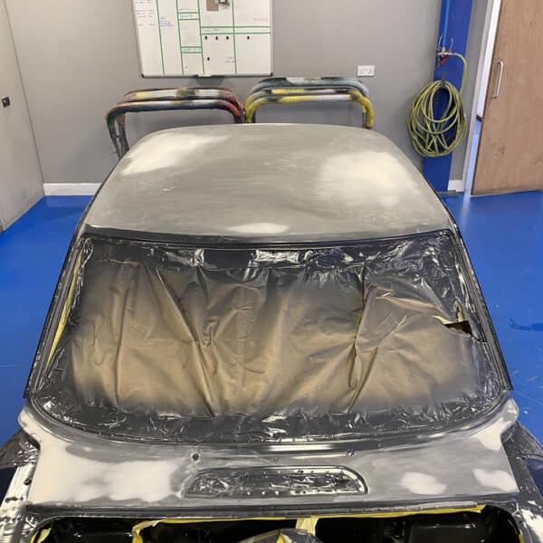 060326 1975 MGB GT V8 Panel Levelling 3