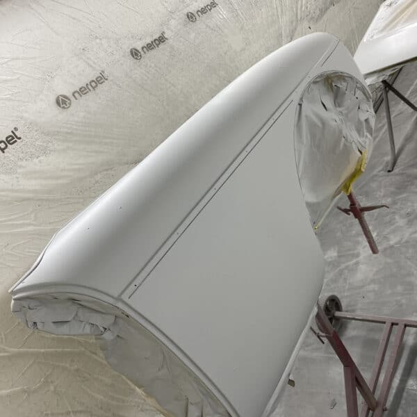 060326 1975 MGB GT V8 Panels in Polyfan 8