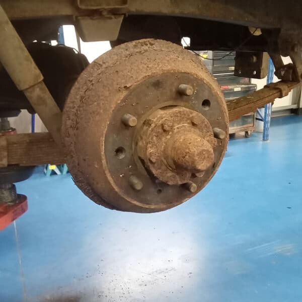 060326 1983 Land Rover Series 3 Customer Jobs 6