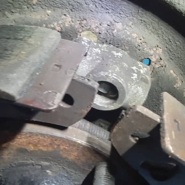 110326 1970 MGB GT Diff Cover Overflow Pipe Strip Rear Brakes and Offside Adjusters 8