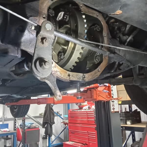 110326 1970 MGB GT Repairs 3