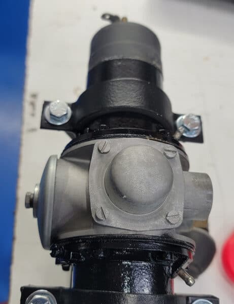 120326 1970 Aston Martin DBS Fuel Pump Painted and Rubber Isolated Installed 2 1