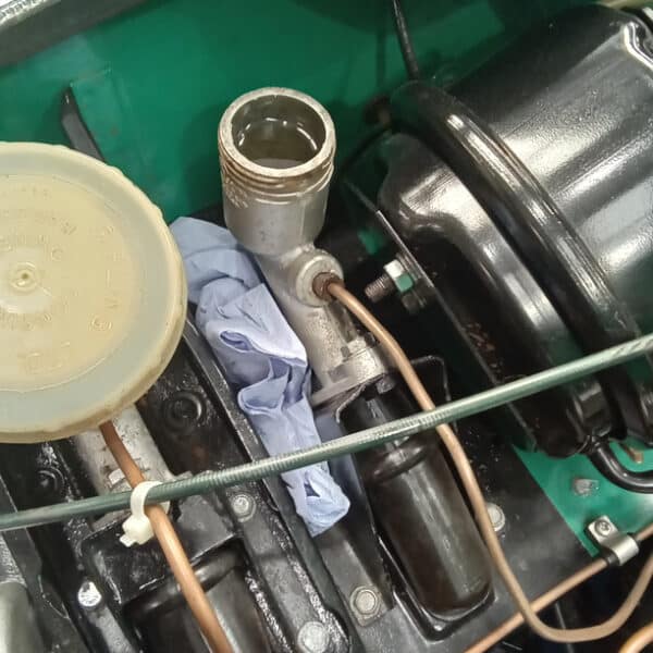 120326 1972 Triumph Spitfire Repairs 16