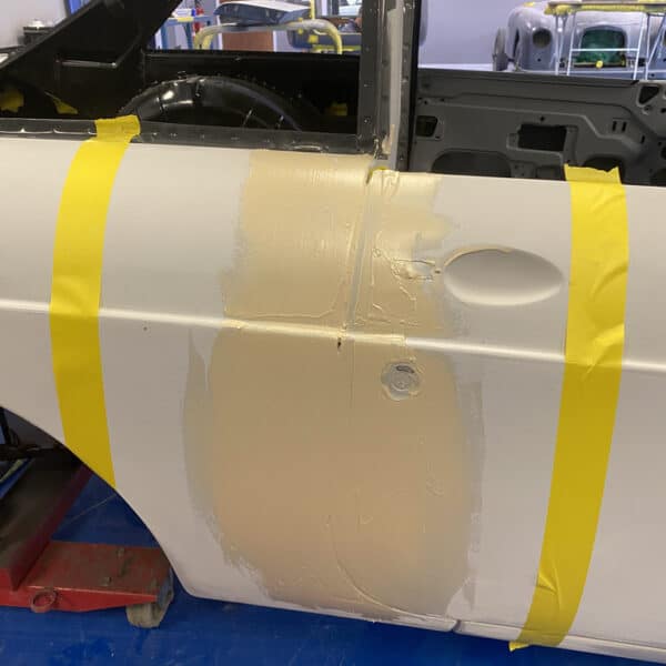 120326 1975 MGB GT V8 Gapping 4