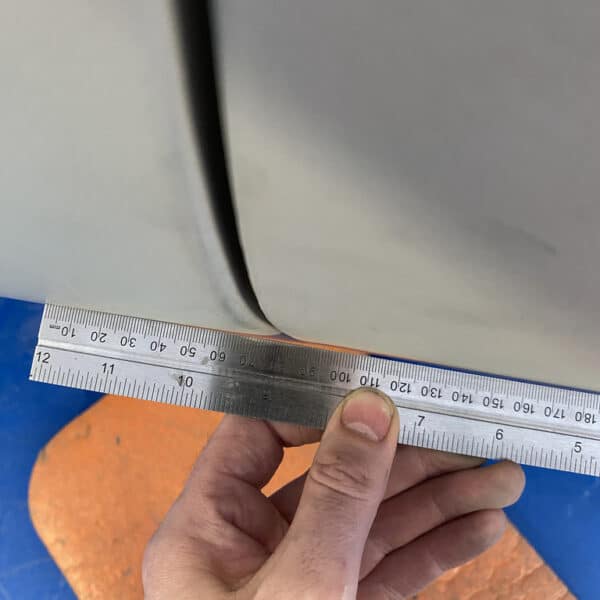 120326 1975 MGB GT V8 Gapping