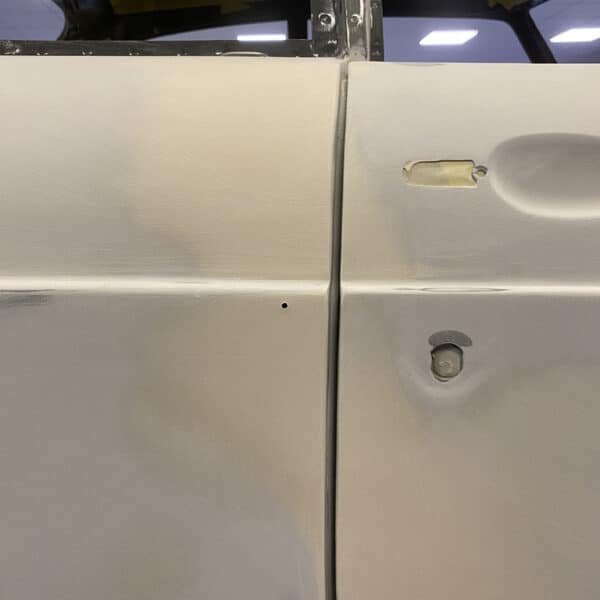 120326 1975 MGB GT V8 Gapping 8