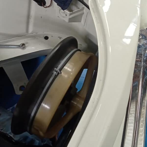 130326 1969 Audi L 72PS Engine and Gearbox Removal 17