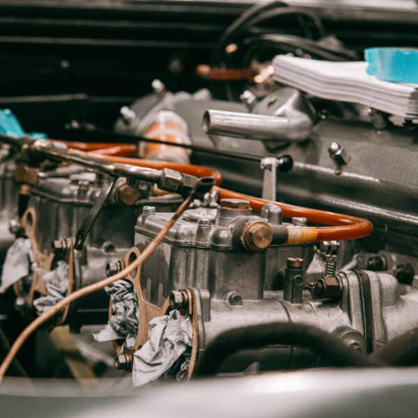 130326 1970 Aston Martin DBS Workshop BTS 5