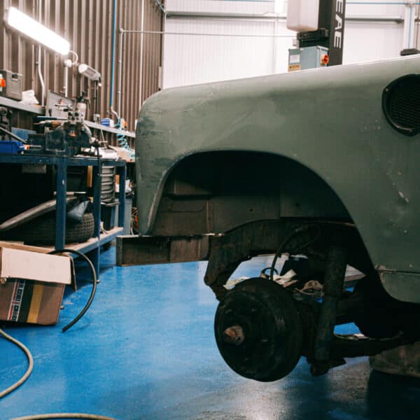 130326 1983 Land Rover Series 3 Workshop BTS 3