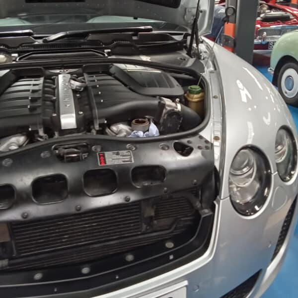 140326 2010 Bentley Continental Supersports Servicing 6