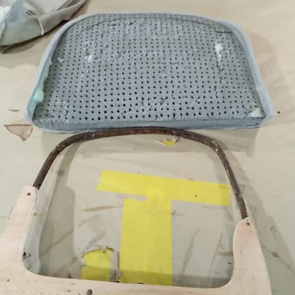180326 1960 Jensen 541R Lowering Seats 10
