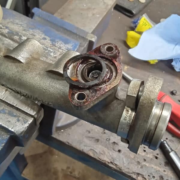 180326 1968 MGC Roadster Master Cylinder Overhaul 9