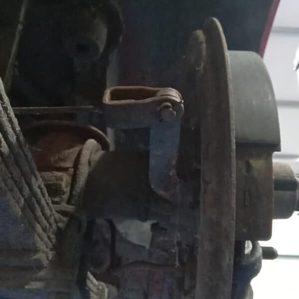 180326 1972 MGB Roadster Front Brakes 10