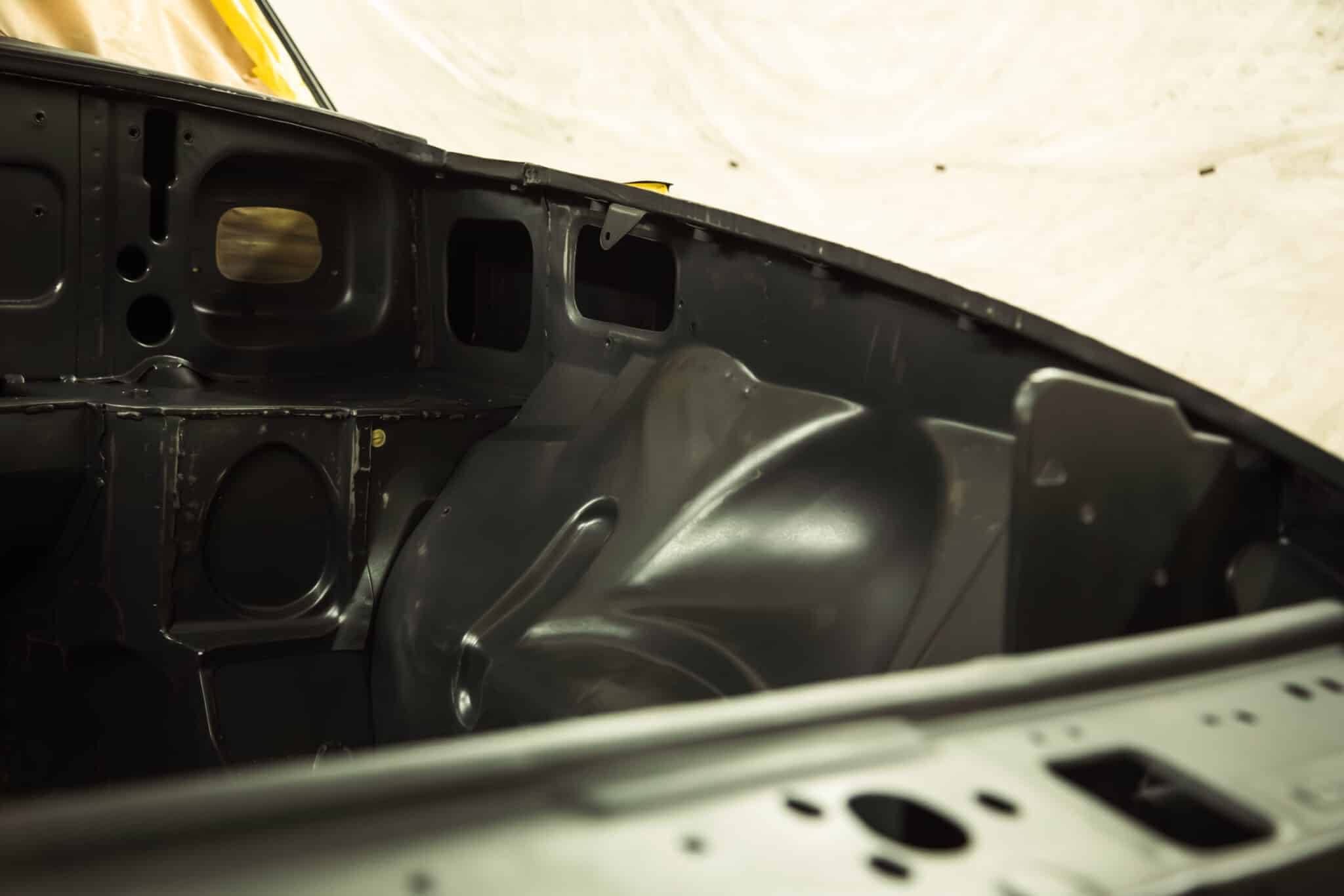 180326 1975 MGB GT V8 Bodyshell in Final Primer 22 scaled