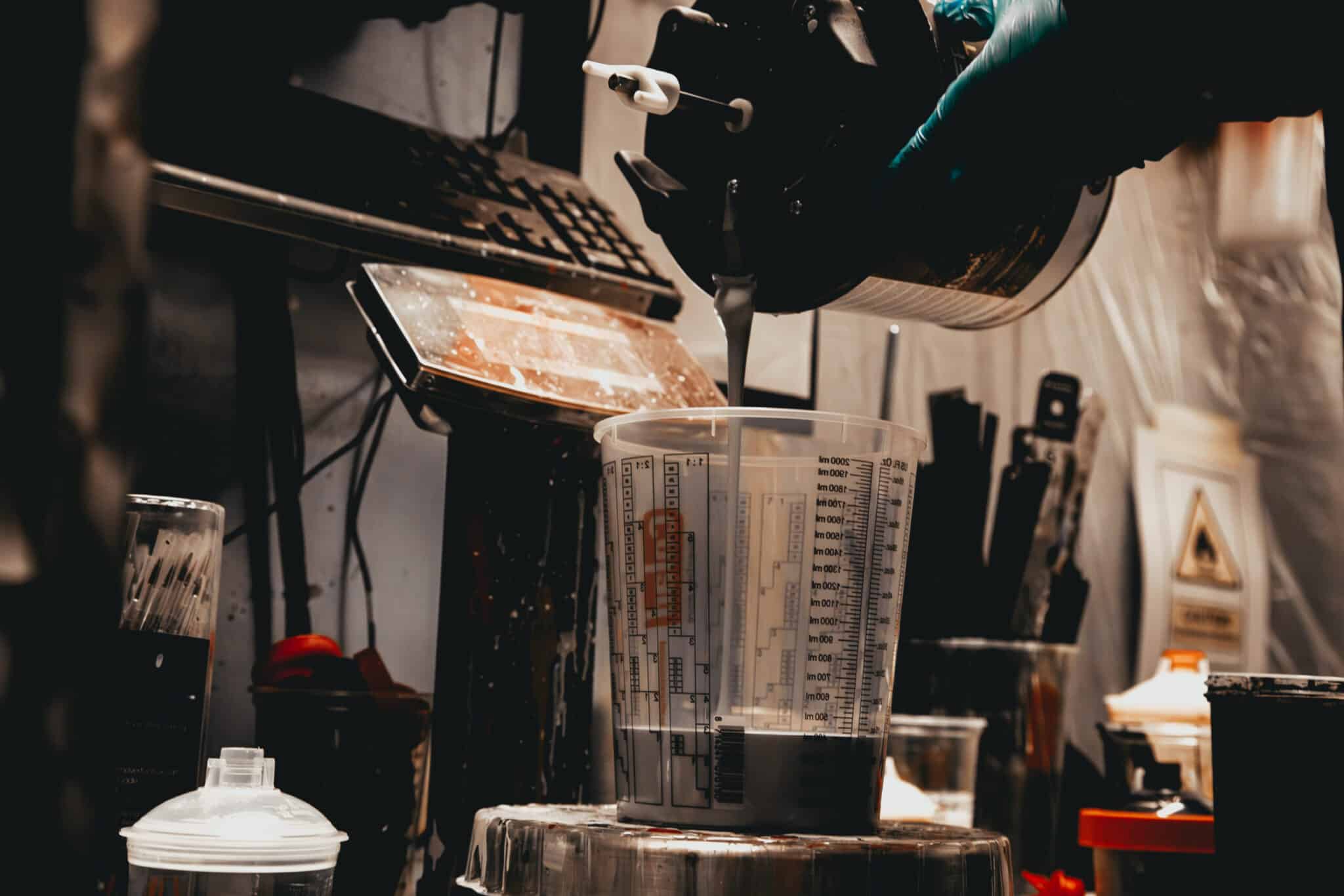 180326 1975 MGB GT V8 Bodyshell in Final Primer 3 scaled