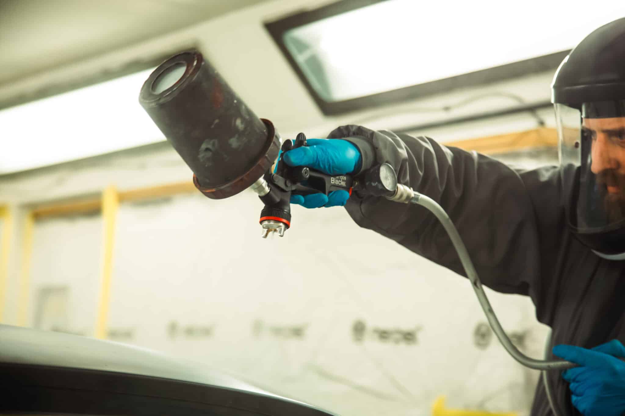 180326 1975 MGB GT V8 Bodyshell in Final Primer 31 scaled