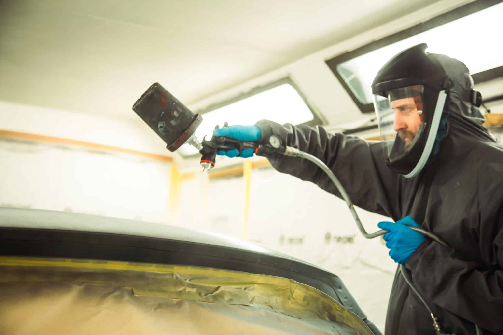 180326 1975 MGB GT V8 Bodyshell in Final Primer 32 scaled