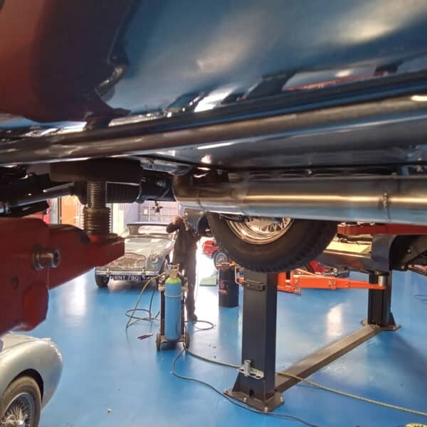 190326 1960 Jensen 541R Silencers Realligned 3