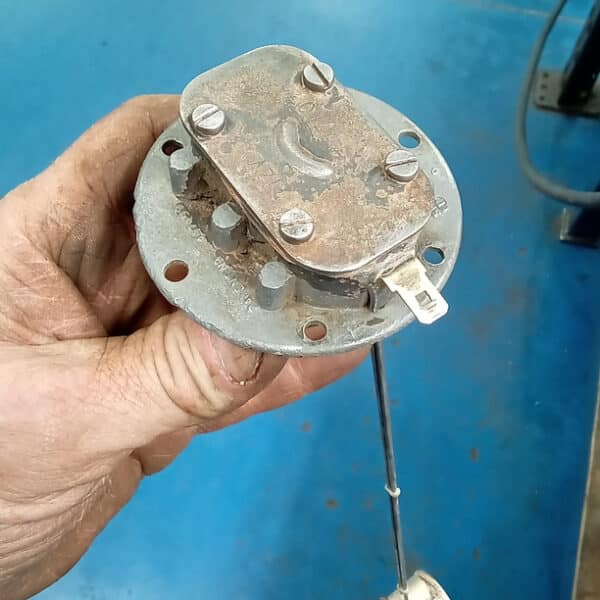 190326 1966 Land Rover Series 2A New Fuel Tank 24