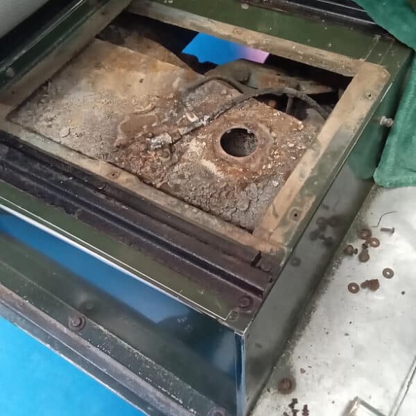 190326 1966 Land Rover Series 2A New Fuel Tank 9