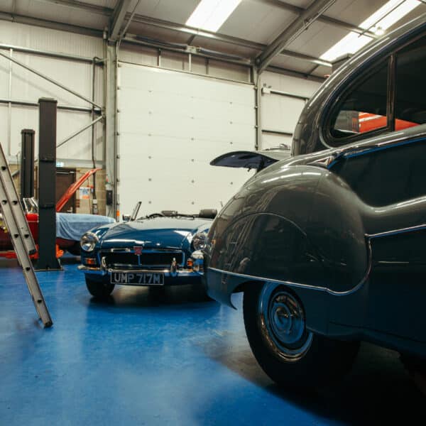 200326 1959 Jaguar MkIX Repairs 12