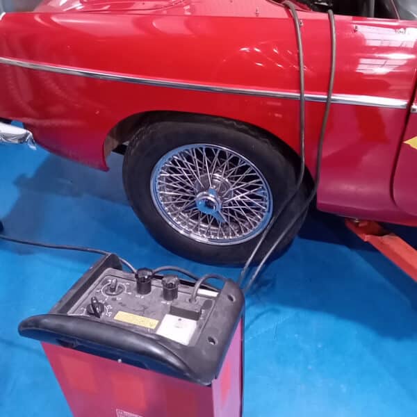 200326 1968 MGC Roadster Indicators