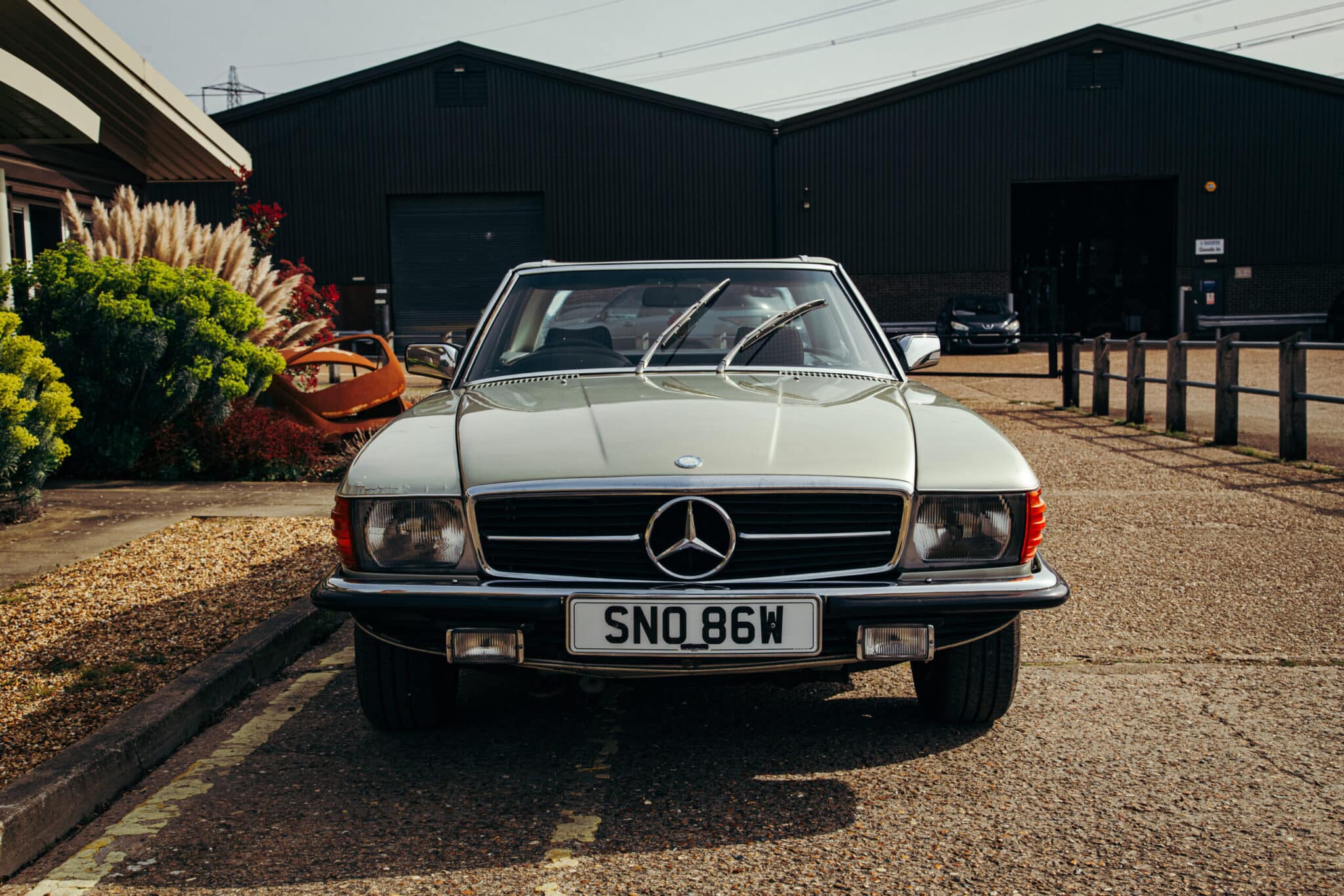 200326 1980 Mercedes 280SL arrival 2 scaled