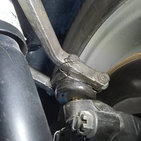 240326 1959 Jaguar MkIX repairs 2 1