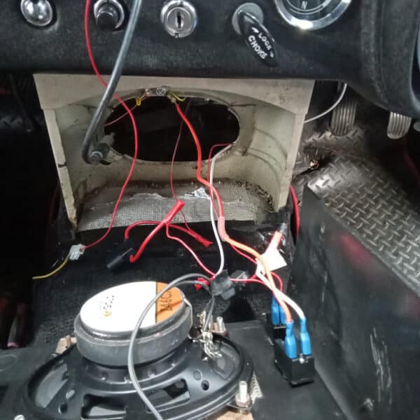 240326 1968 MGC Roadster DAB Radio 6