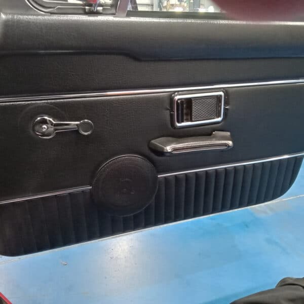 240326 1968 MGC Roadster DAB Radio