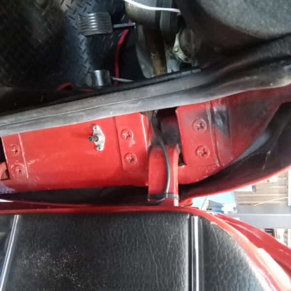 240326 1968 MGC Roadster DAB Radio 7