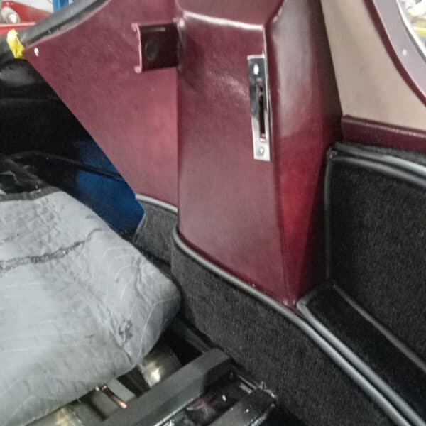 250326 1953 Aston Martin DB2 Rear Seats 3